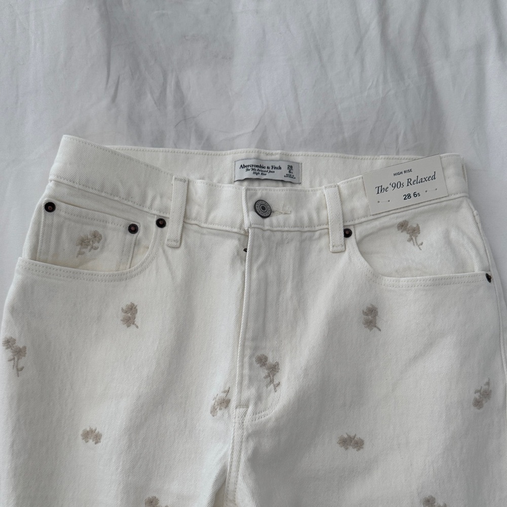 Abercrombie & Fitch White Floral Straight Leg Jeans